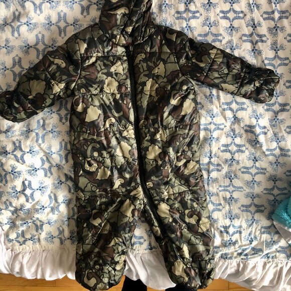 Joe Fresh Baby Dinosaur Camo Snowsuit Bunting 12-18M Hooded Winter One Piece - Picture 2 of 5